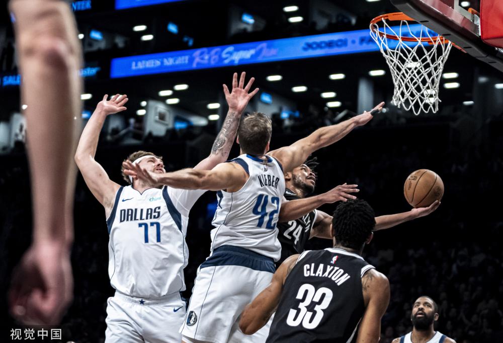 中继续为球 中继续为球